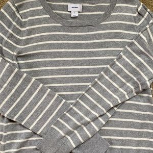 Old navy sweater